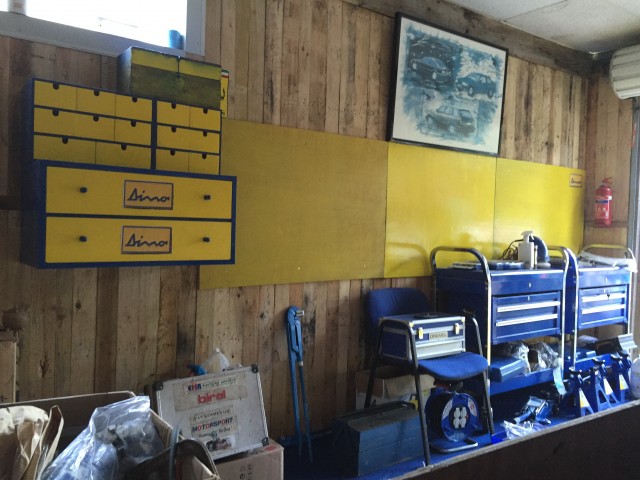 Slowly getting ready with my tool shed. Hoep to send you the final result soon!