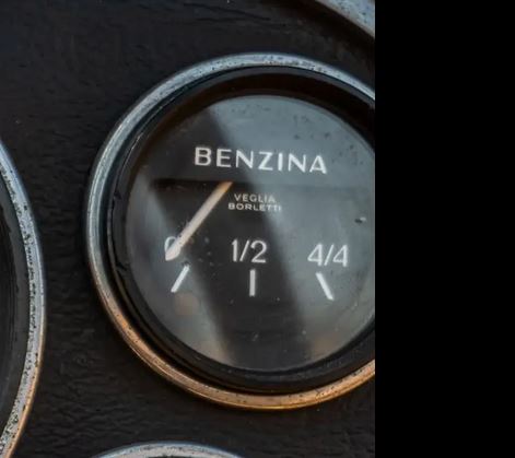 benzinuhr.JPG