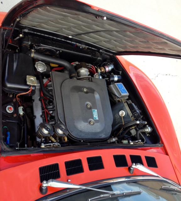 FullSizeRender - Copy (7).jpg (474.91 KiB) Viewed 9765 times Un-restored engine compartment. What it should look like.