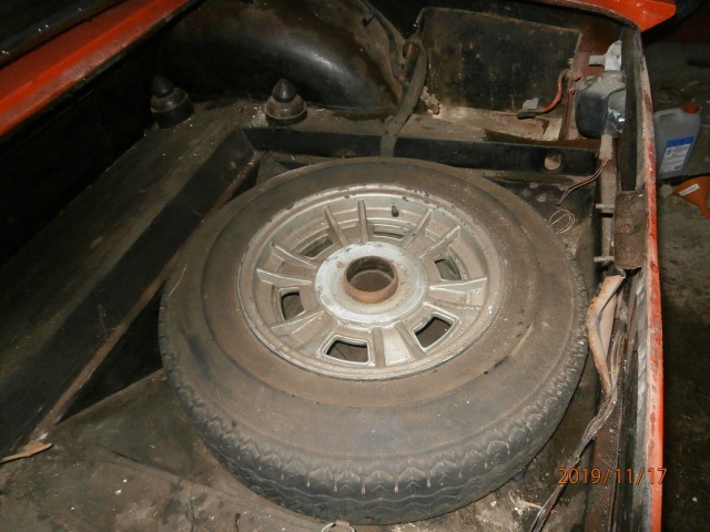 PB17022.JPG